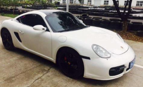 女生开的10万以内的车(适合女生开的豪华跑车有哪些)
