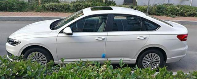 上汽大众朗逸是合资车吗,大众朗逸是合资车还是国产车