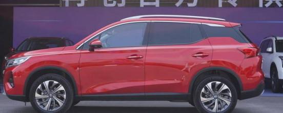 丰田奕泽跟丰田chr有什么区别,丰田RAV4荣放灯光使用方法